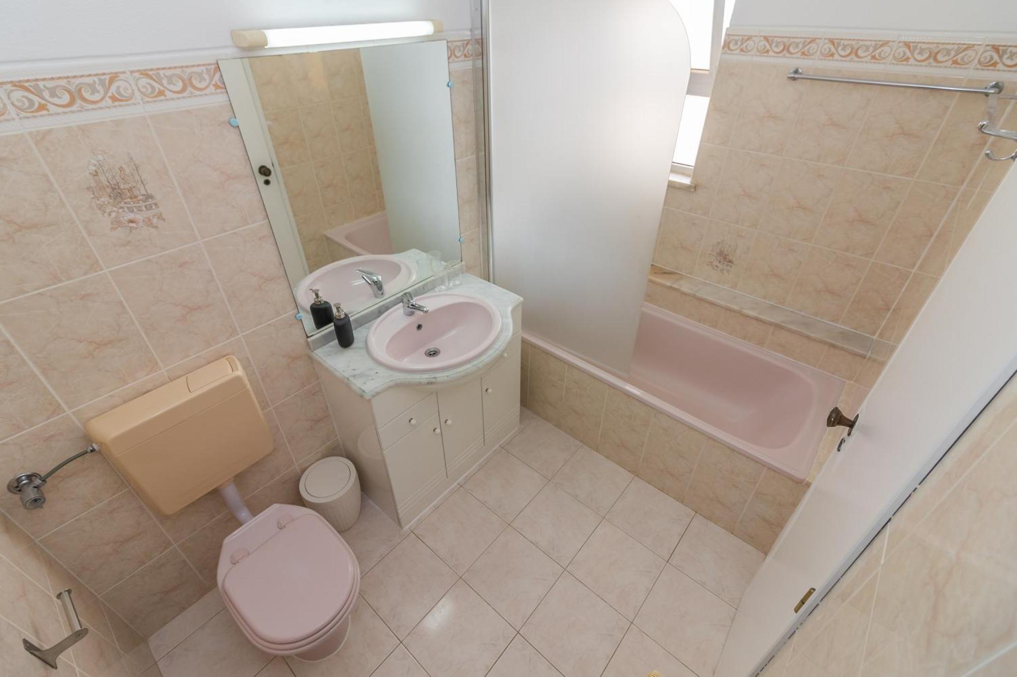 Bed and Breakfast Bb Dona Ana Lagos Zewnętrze zdjęcie